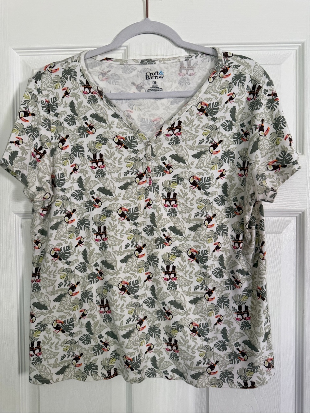 croft & barrow White Short Sleeve V-Neck Tee with Tropical Toucan Print